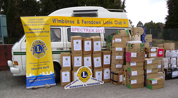 Specs in front of Lions van