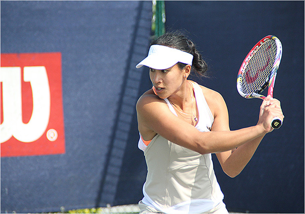 Ann Keothavong playing at West Hants Tennis