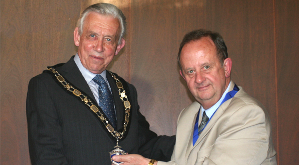 Cllr Robin Cook and Cllr Malcom Birr