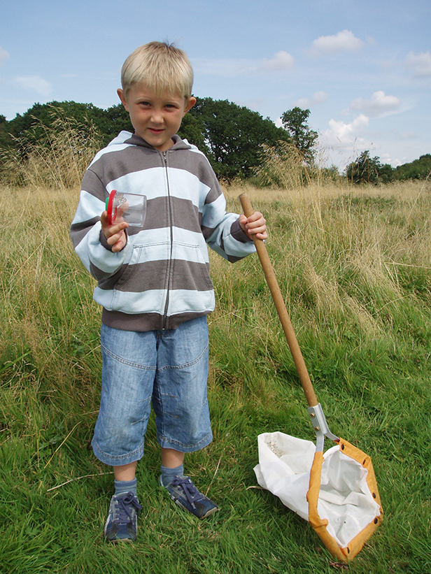 boy-net-and-pot-1