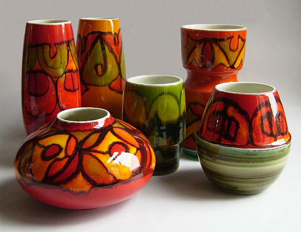 Delphis Vase Group