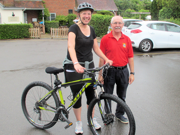 Cyclist Faye with co-organiser Andy Boyd