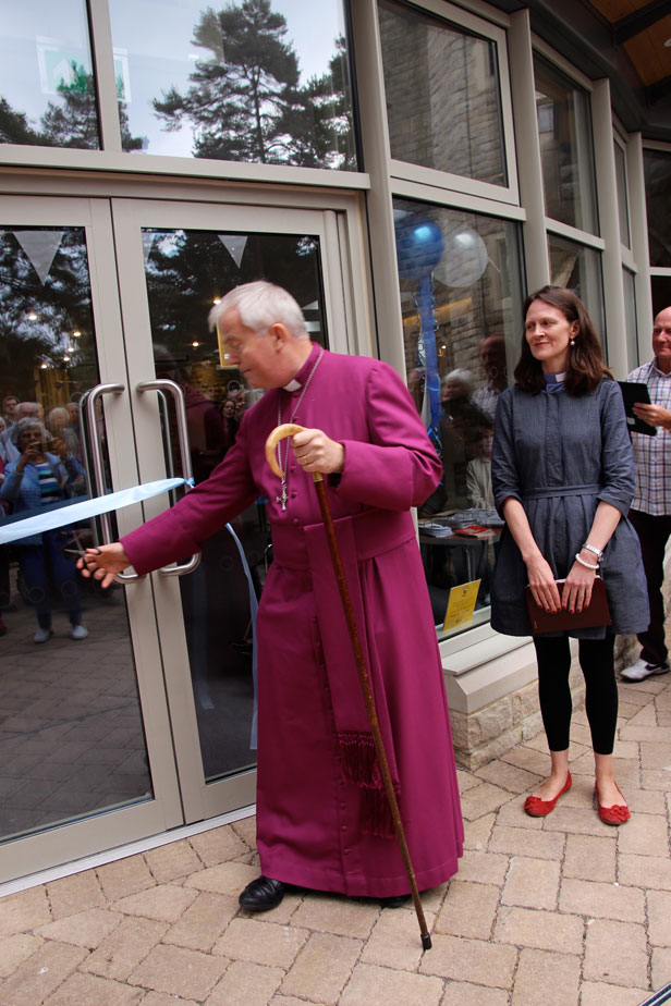 The Bishop of Salisbury cuts the ribbon