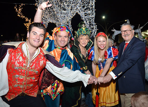 Stars from the BIC Panto Snow White at Bournemouth’s Castlepoint Shopping Park