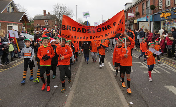 Broadstone Christmas Parade Broadstone FC