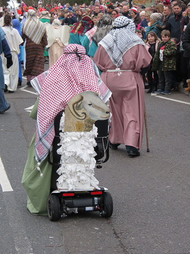 Broadstone Christmas Parade Shephards