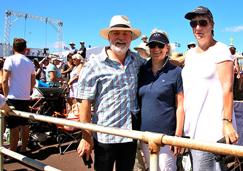 Americas Cup Spectators