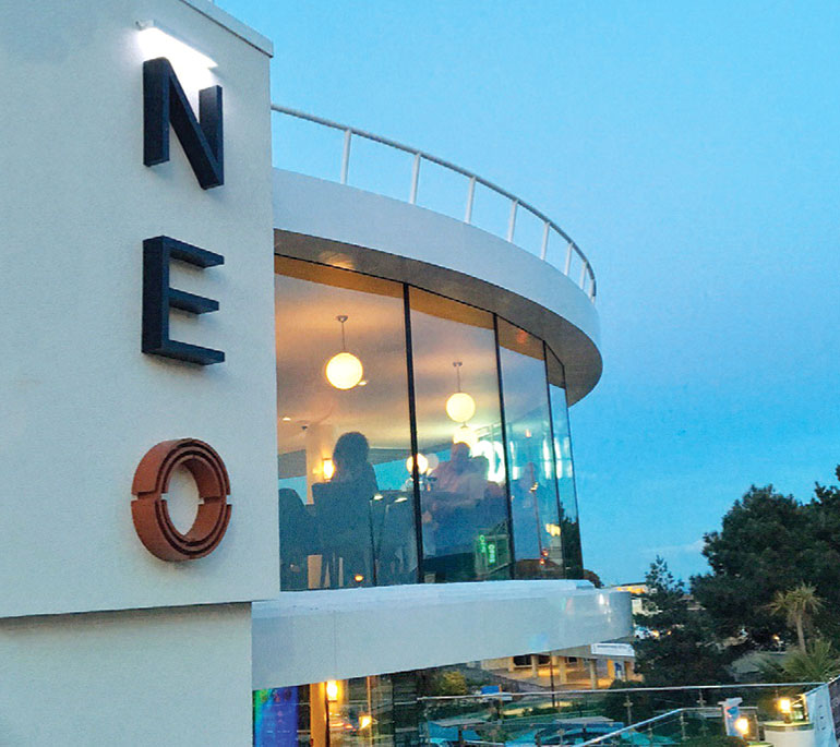 NEO Restaurant