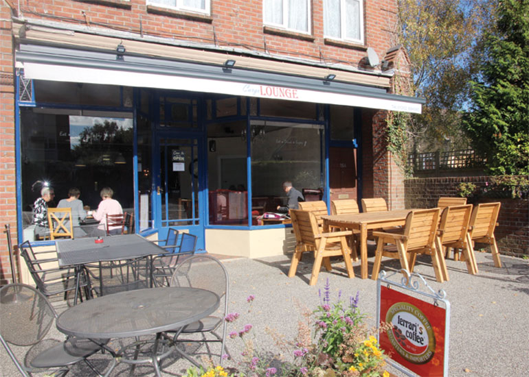 Cargo Lounge, Broadstone