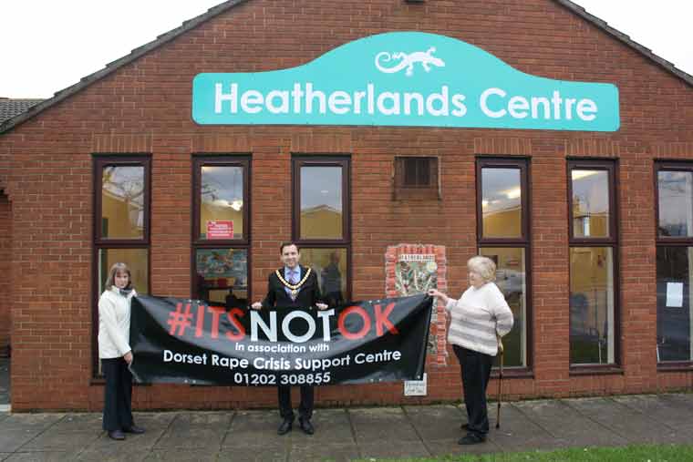 Mayor supports DRCSC drop in at Heatherlands in Ferndown