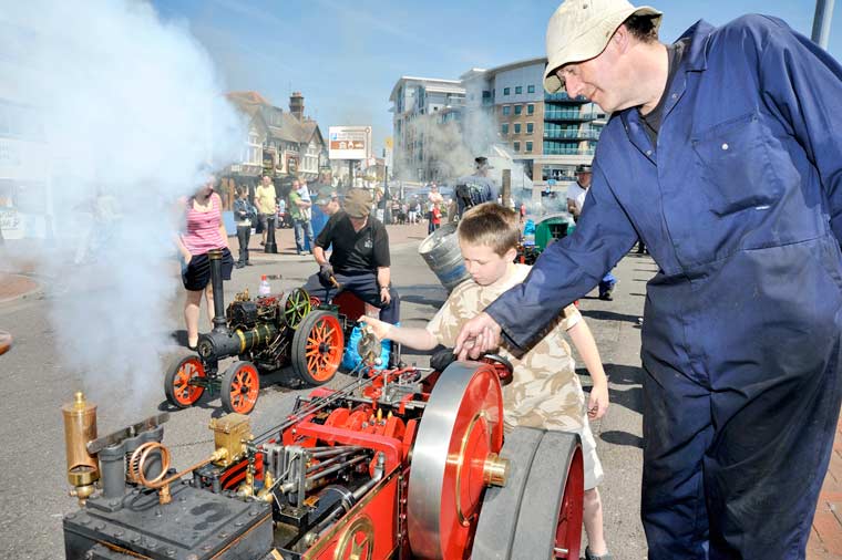 Poole's mini steam on the Quay