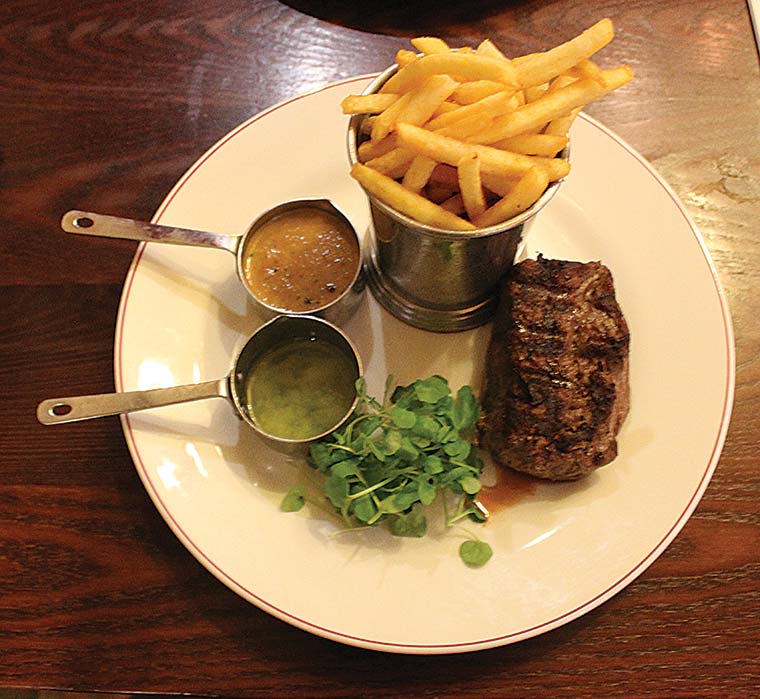 7oz fillet steak with peppercorn sauce, frites and salad