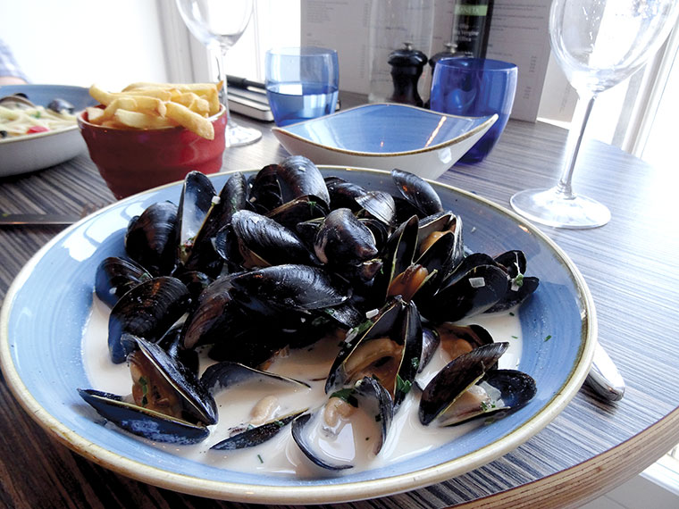 Moules frites at Upper Deck