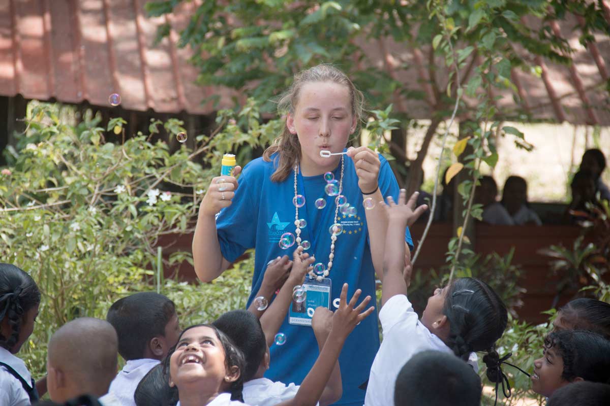 Hands on student volunteers bring joy to Ocean Stars in Sri Lanka