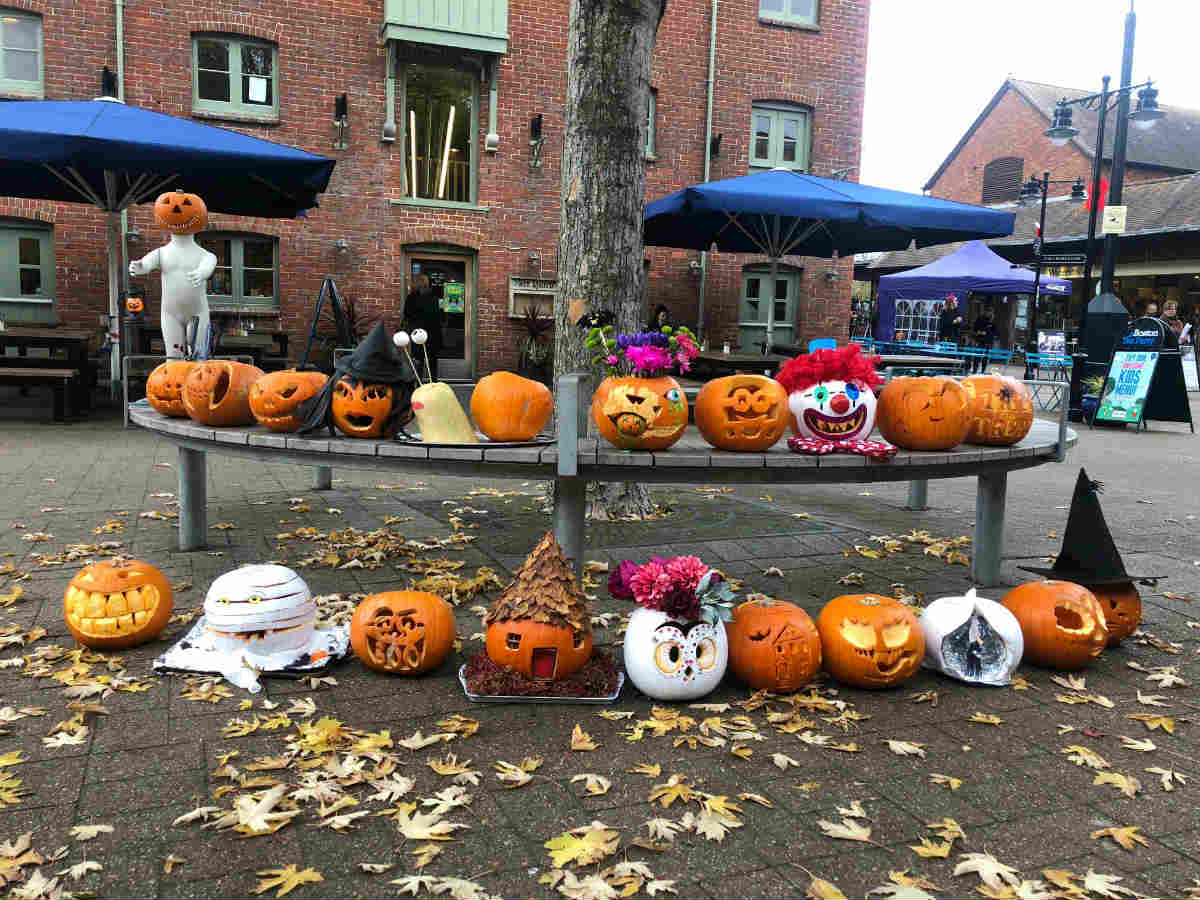 The Furlong shopping centre hosts pumpkin carving competition