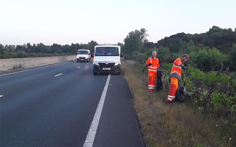 Litter-picking-A338