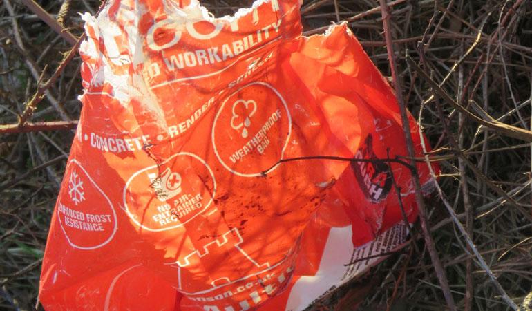 Roadside-litter-4