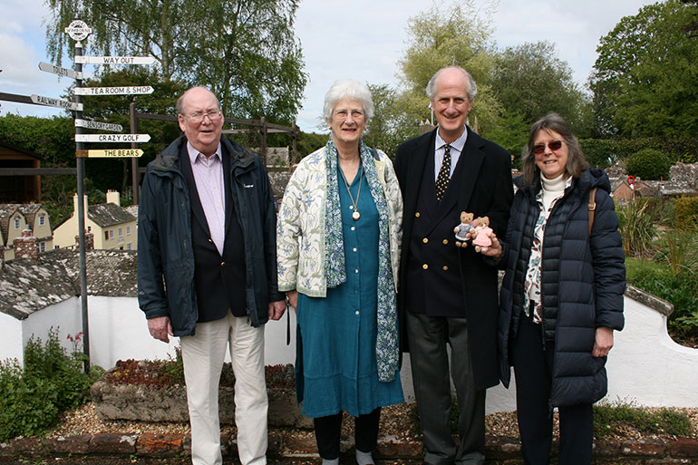 L-R: Robert Gordon, Mary Gordon, Mike Hildesley and Judy Hildesley