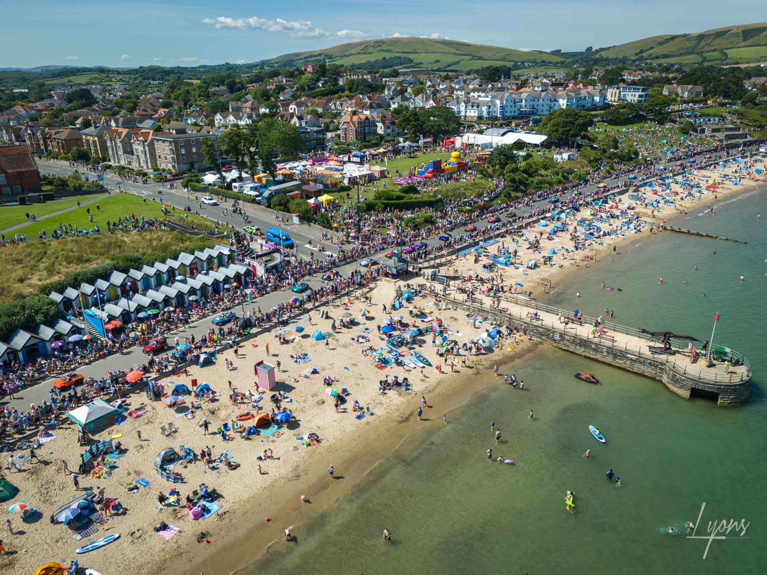Swanage seafront © Andy Lyons