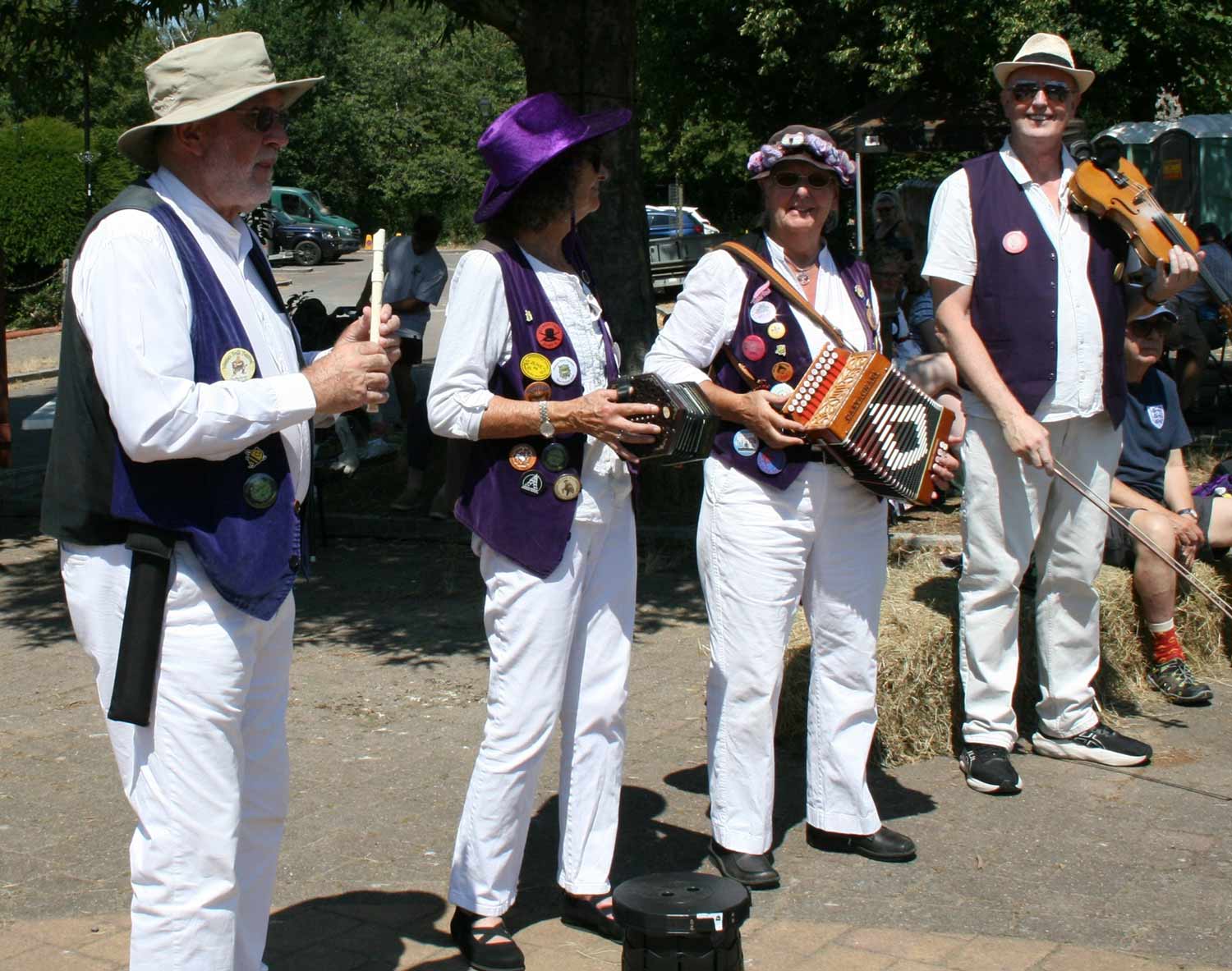 Toe tapping musicians