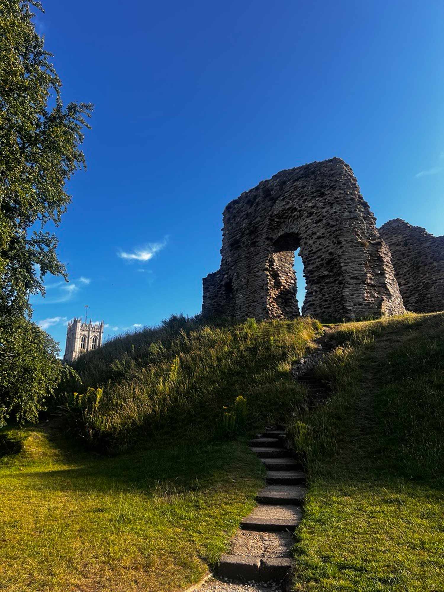 Norman House ruins - Christchurch Castle